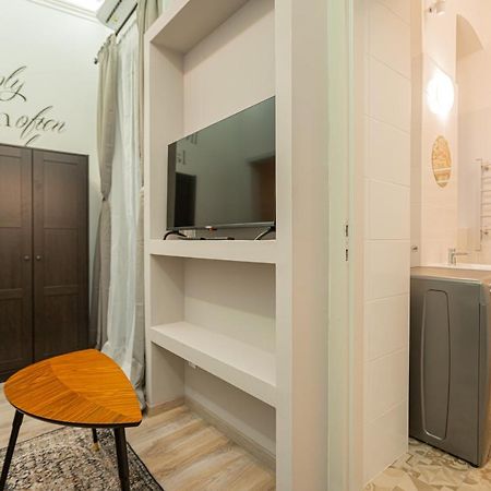 Downtown Studio Flat In Budapest, Mona Exterior photo