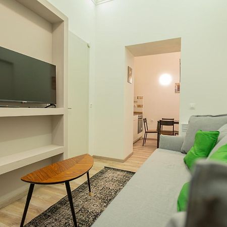 Downtown Studio Flat In Budapest, Mona Exterior photo