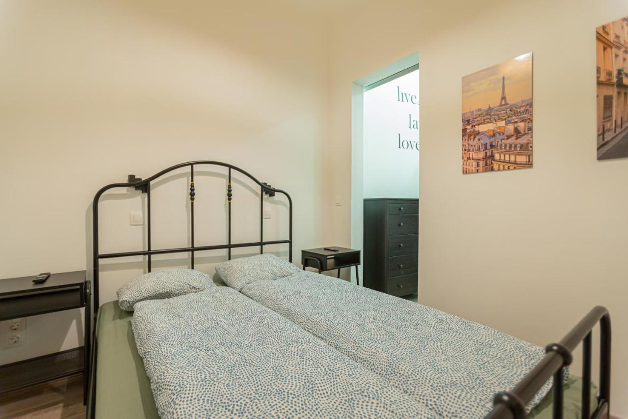 Downtown Studio Flat In Budapest, Mona Exterior photo
