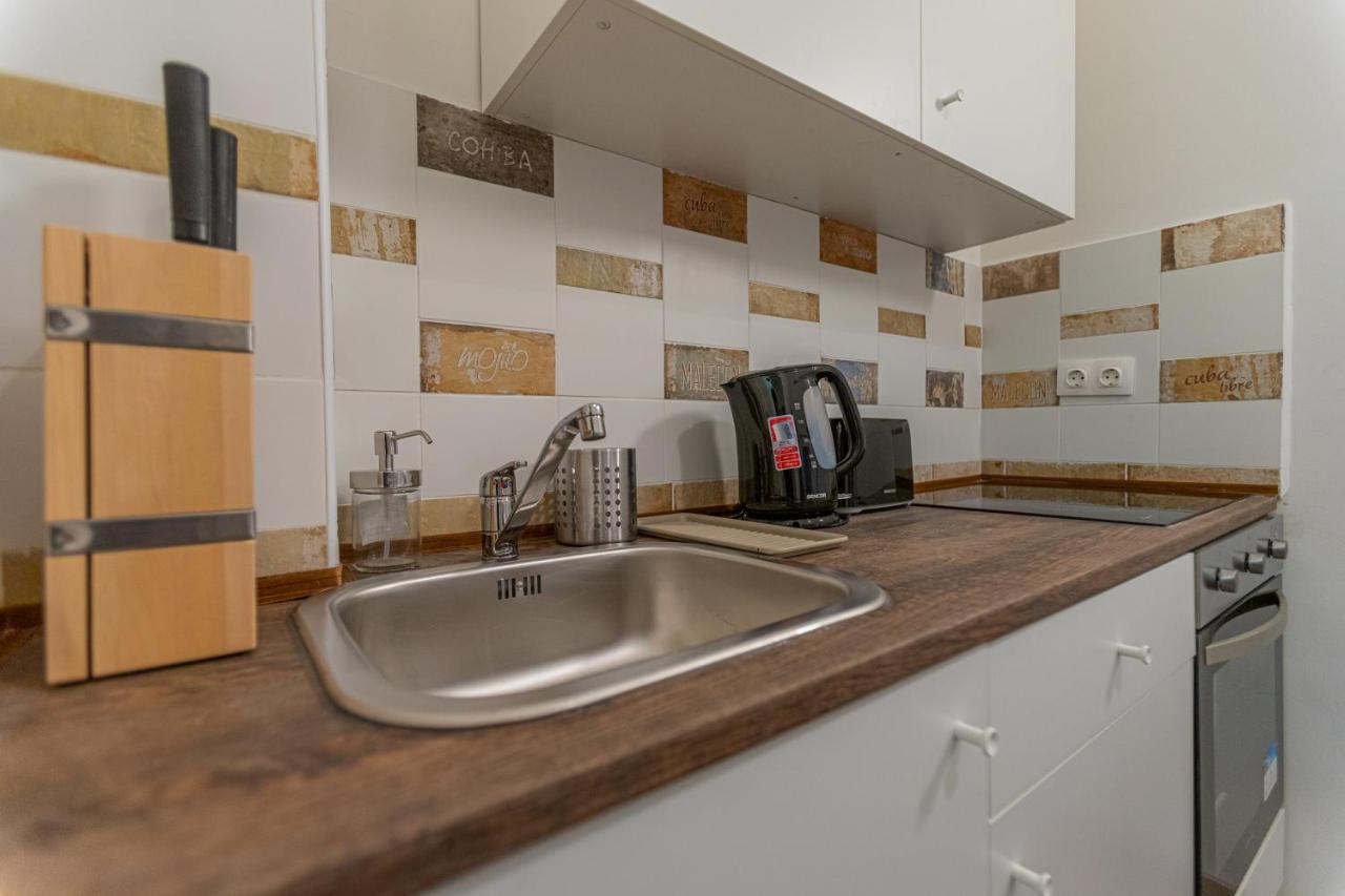 Downtown Studio Flat In Budapest, Mona Exterior photo