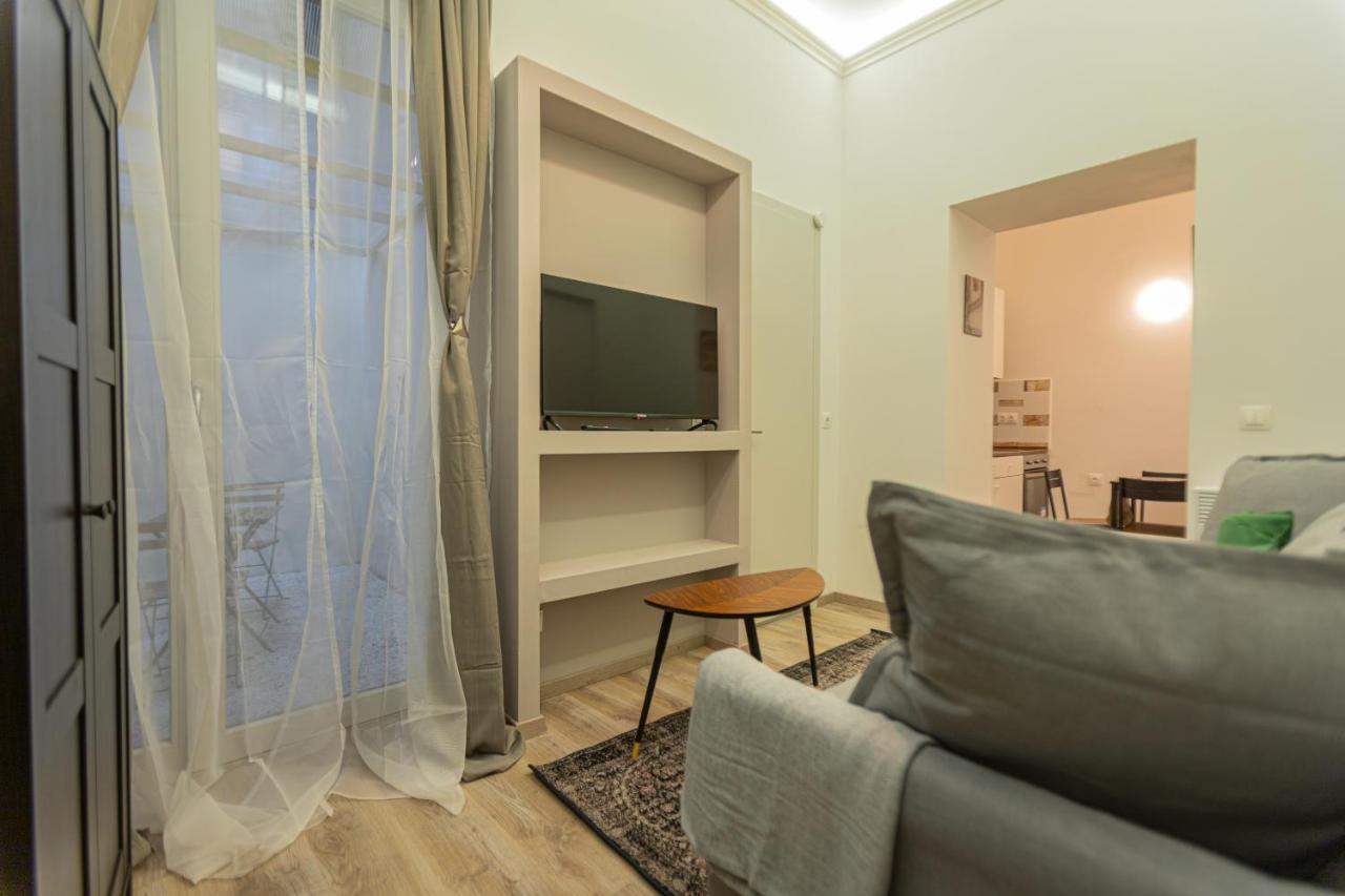 Downtown Studio Flat In Budapest, Mona Exterior photo