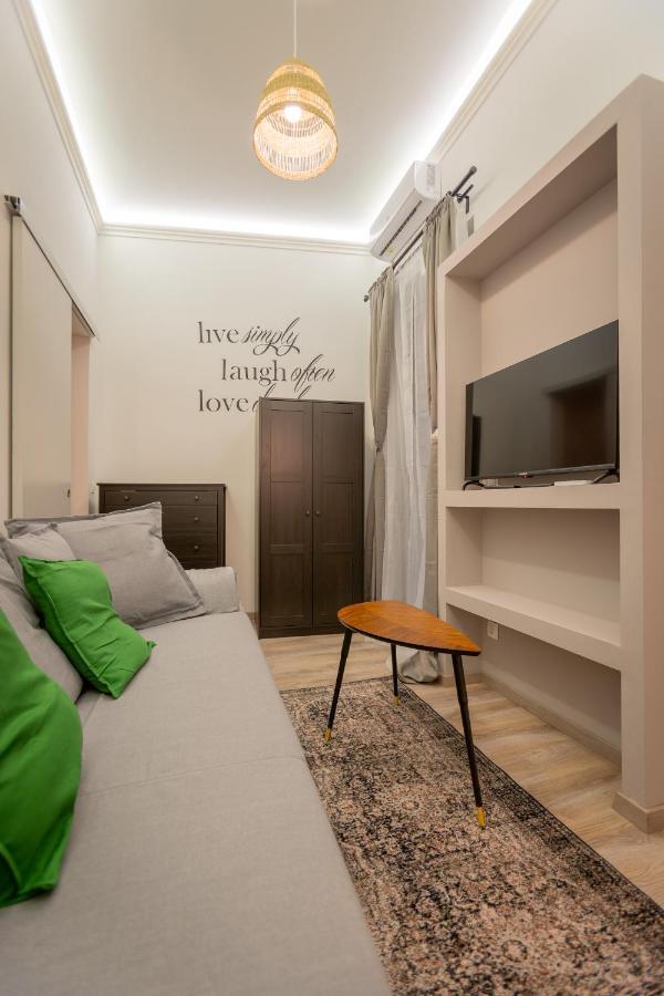 Downtown Studio Flat In Budapest, Mona Exterior photo